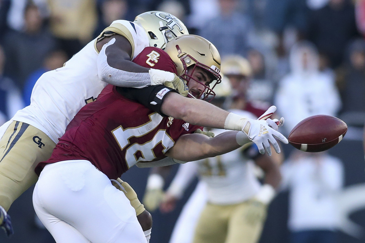Georgia Tech linebacker Ayinde Eley